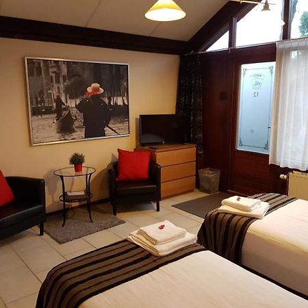 Motel โอสท์วอร์เนอ ภายนอก รูปภาพ
